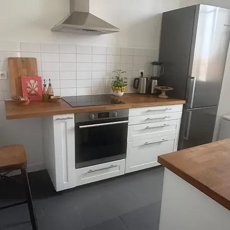 Floor Steps From The Sea Apartamento Niza